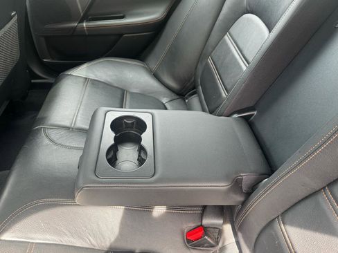 Used 2018 Jaguar XE Prestige image 25