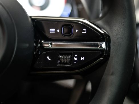 Used 2025 Aston Martin DBX 707 image 37