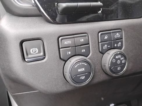 New 2025 Chevrolet Silverado 2500 LTZ w/ LTZ Convenience Package image 22