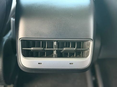 Used 2023 Tesla Model 3 Standard Range RWD image 29