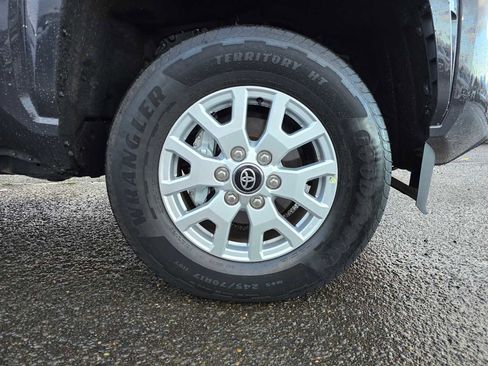 Certified 2025 Toyota Tacoma SR5 w/ SR5 Upgrade Package image 11