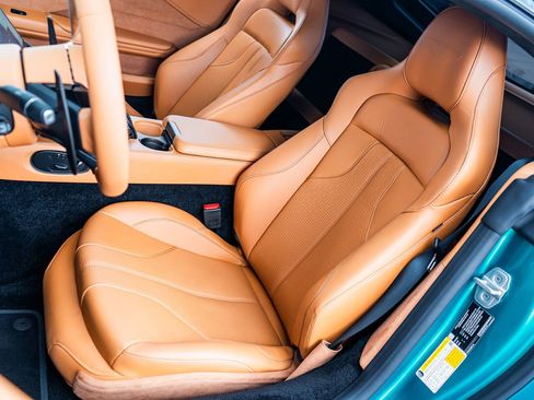 Used 2025 Aston Martin V8 Vantage image 24