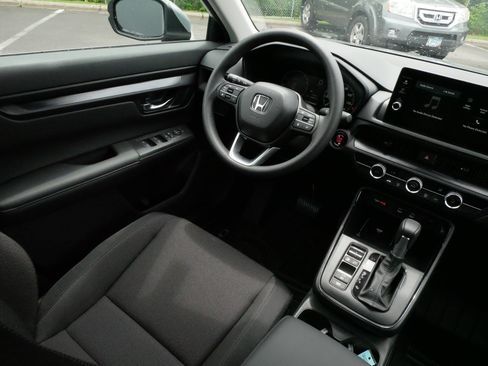 Used 2026 Honda CR-V LX image 9
