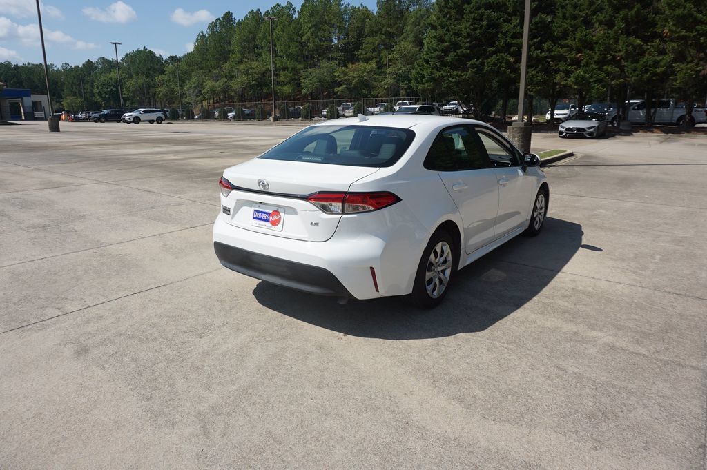 Used 2023 Toyota Corolla LE FWD image 22