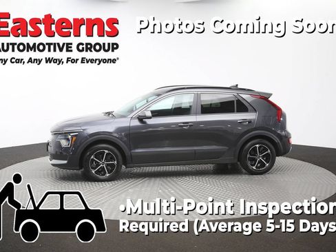 Used 2025 Kia Niro LX FWD image 57