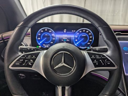 Used 2023 Mercedes-Benz EQE 500 4MATIC SUV image 21