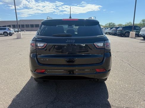 Used 2022 Jeep Compass High Altitude AWD/4WD image 6