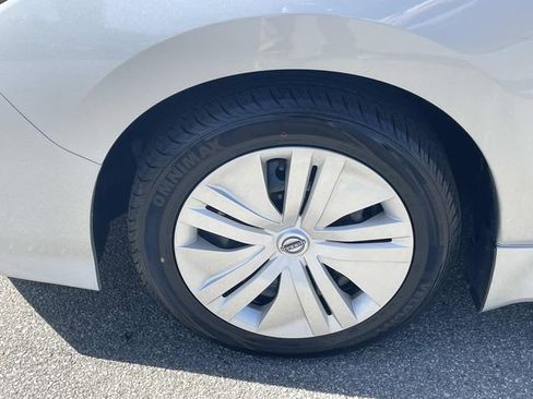 Certified 2024 Nissan Leaf S FWD image 10