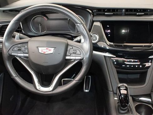 Used 2023 Cadillac XT6 Sport w/ LPO, Floor Liner Package AWD/4WD image 18