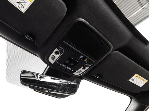 Used 2022 Honda Pilot Black Edition image 31