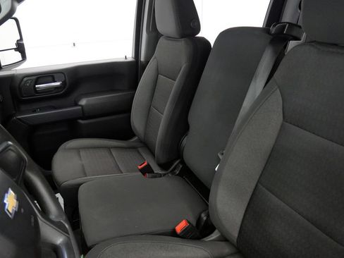 Used 2024 Chevrolet Silverado 2500 Custom w/ Custom Value Package AWD/4WD image 32