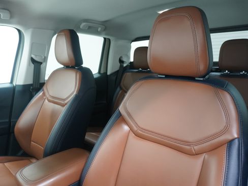 Used 2024 Ford Maverick Lariat FWD image 11