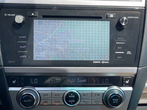 Used 2016 Subaru Outback 2.5i Limited image 11