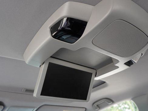 Used 2019 Honda Pilot Touring image 34
