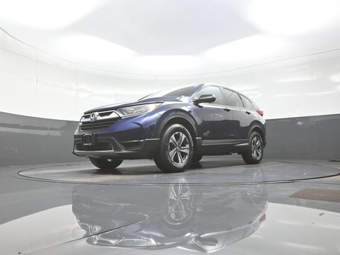 Used 2017 Honda CR-V LX image 11