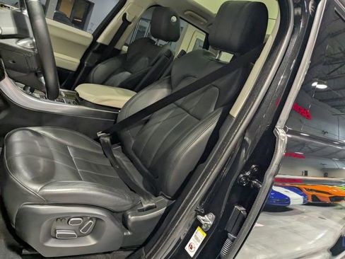 Used 2015 Land Rover Range Rover Sport HSE image 23