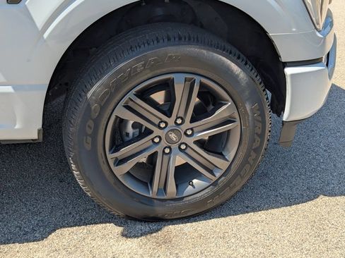 Used 2022 Ford F150 Lariat AWD/4WD image 6