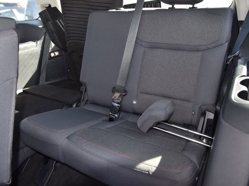 Used 2025 Ford Expedition Active image 12