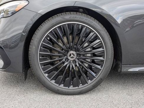 New 2026 Mercedes-Benz E 350 4MATIC Sedan image 5