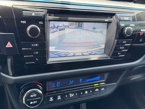 Used 2016 Toyota Corolla S FWD image 30