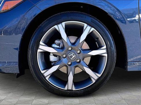 Used 2025 Honda Civic Sport image 24