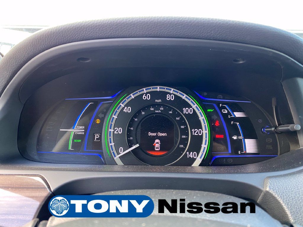 Used 2017 Honda Accord Hybrid Sedan image 15