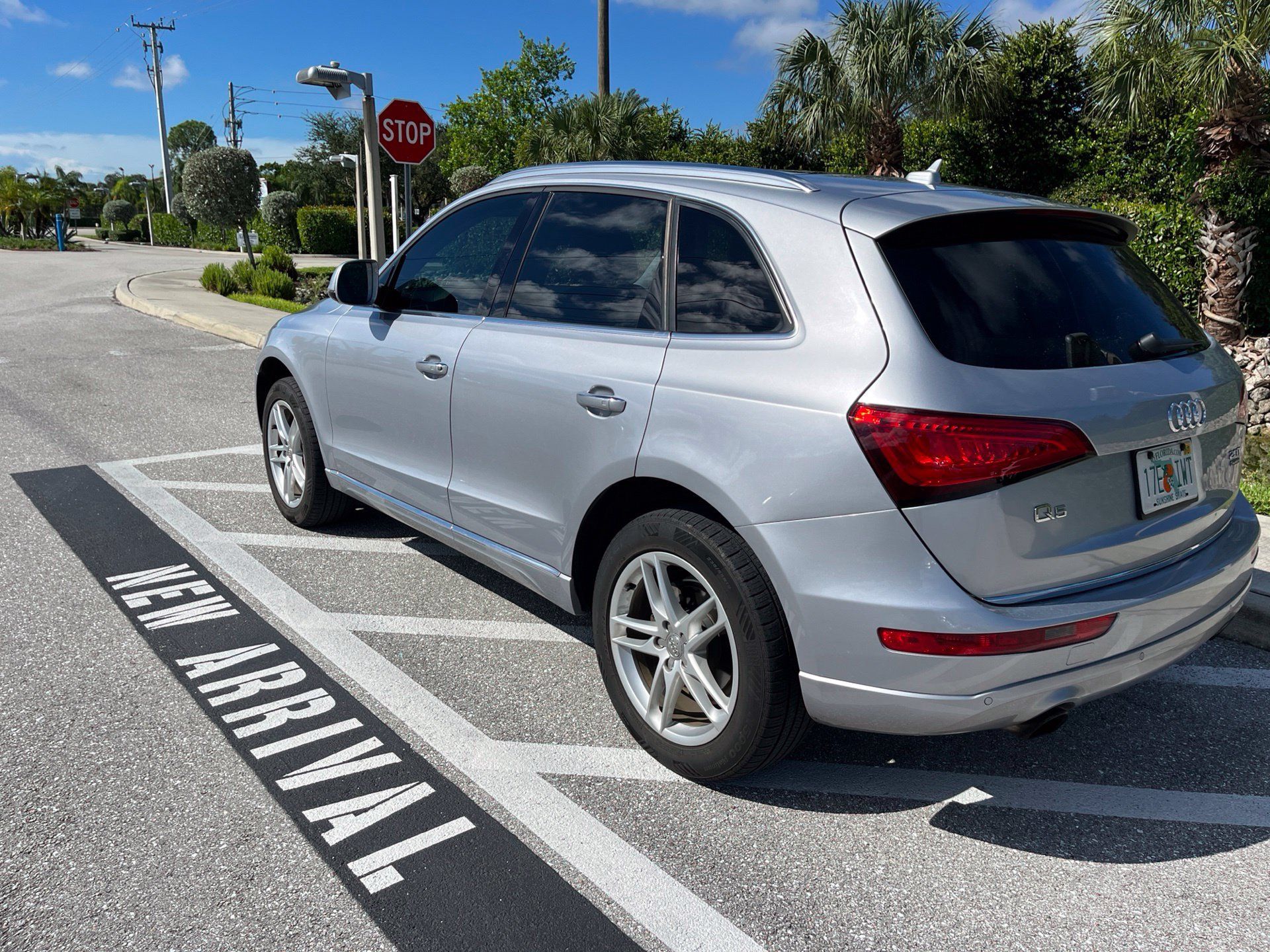 Used 2017 Audi Q5 2.0T Premium Plus w/ Technology Package AWD/4WD image 3