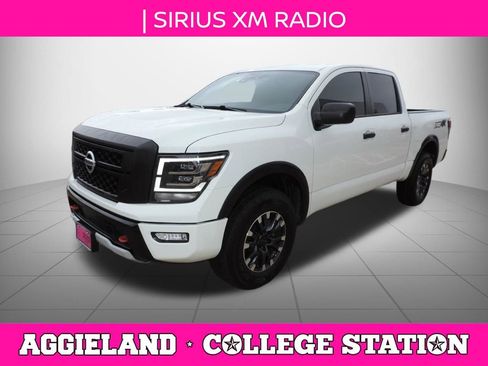 Used 2023 Nissan Titan PRO-4X AWD/4WD image 8