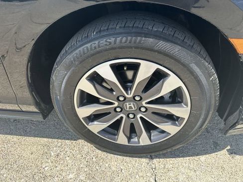 Used 2024 Honda Odyssey EX-L image 51