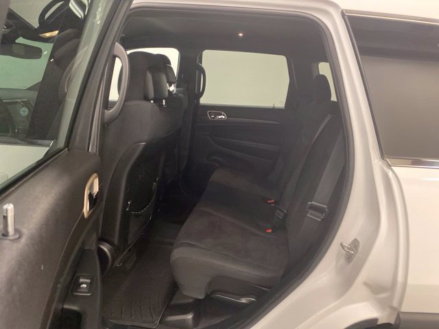 Used 2017 Jeep Grand Cherokee Laredo w/ Quick Order Package 23E AWD/4WD image 19