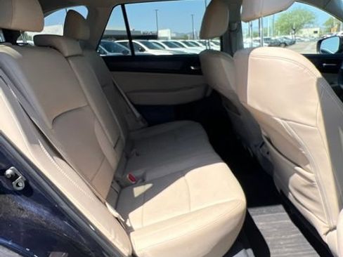 Used 2018 Subaru Outback 2.5i Limited AWD/4WD image 31