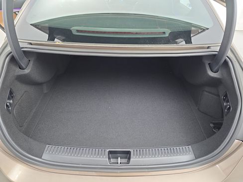 New 2026 Mercedes-Benz E 53 AMG e 4MATIC Sedan image 12