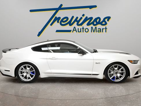 Used 2017 Ford Mustang GT Premium w/ Equipment Group 401A RWD image 5