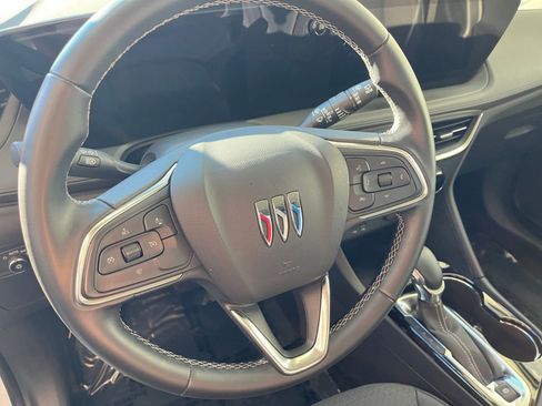 Used 2025 Buick Encore GX Preferred image 28
