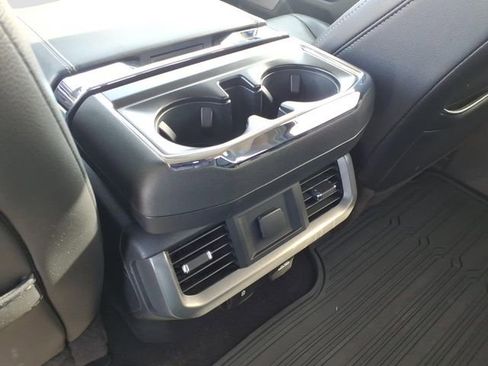 Used 2021 Ford F150 Lariat image 9