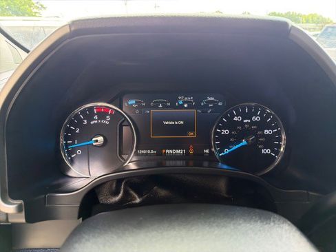 Used 2017 Ford F250 Lariat w/ Lariat Ultimate Package AWD/4WD image 18