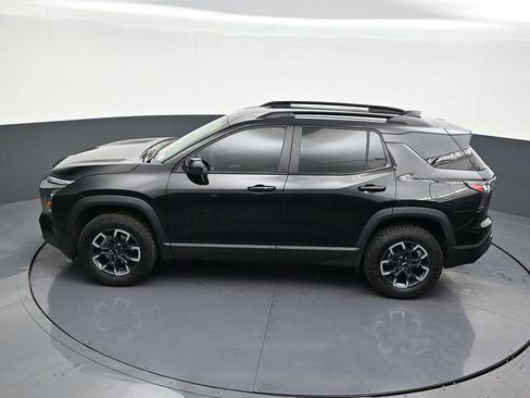 Used 2025 Chevrolet Equinox ACTIV w/ Safety and Technology Package image 16