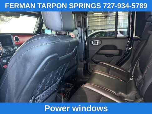 Used 2022 Jeep Gladiator Rubicon w/ LED Lighting Group AWD/4WD image 9