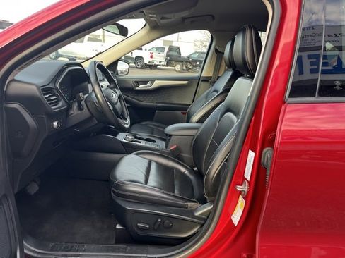 Used 2020 Ford Escape SEL image 32