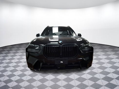 Used 2025 BMW X7 xDrive40i w/ Executive Package image 5