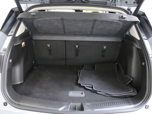 Used 2023 Buick Encore GX Select w/ Sport Touring Package FWD image 28