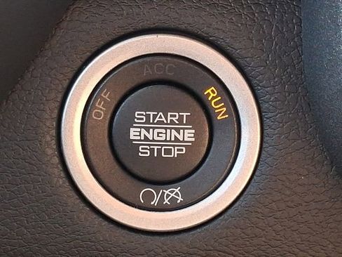 Used 2024 RAM 2500 Tradesman w/ Chrome Appearance Group image 22