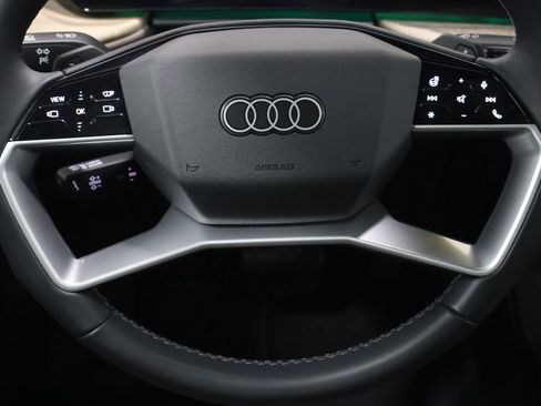 Certified 2025 Audi Q5 Premium Plus w/ Premium Plus image 17