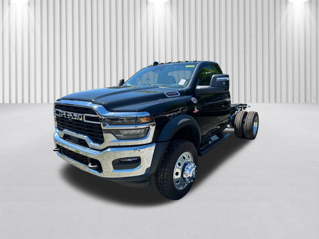 New 2026 RAM 5500 Tradesman w/ Chrome Appearance Group AWD/4WD image 8