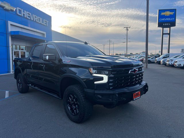 Used 2023 Chevrolet Silverado 1500 ZR2 w/ ZR2 Bison Edition AWD/4WD image 3