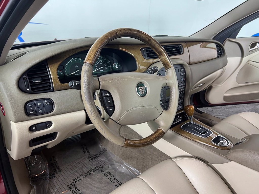 Used 2004 Jaguar S-TYPE 4.2 RWD image 19