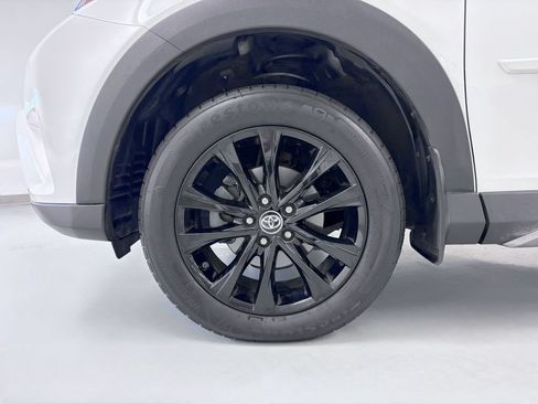 Used 2018 Toyota RAV4 Adventure w/ Plus Extra Value Package AWD/4WD image 10