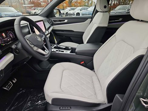 New 2026 Volkswagen Atlas Cross Sport SEL Premium R-Line image 11