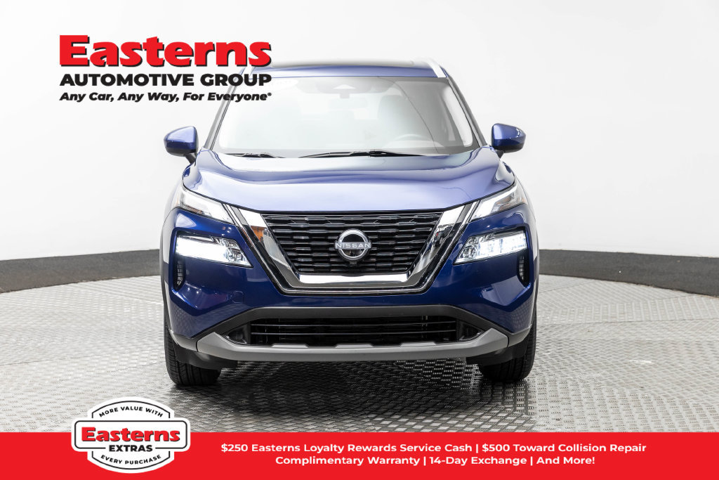 Used 2023 Nissan Rogue SV w/ SV Premium B Package AWD/4WD image 3