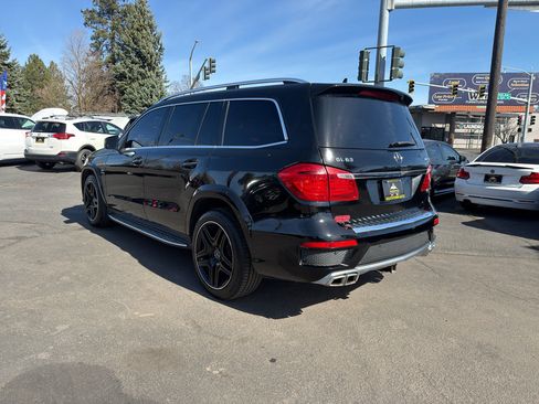 Used 2015 Mercedes-Benz GL 63 AMG 4MATIC image 4